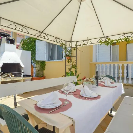 Сasa de vacaciones Valdor By Interhome Sovlje