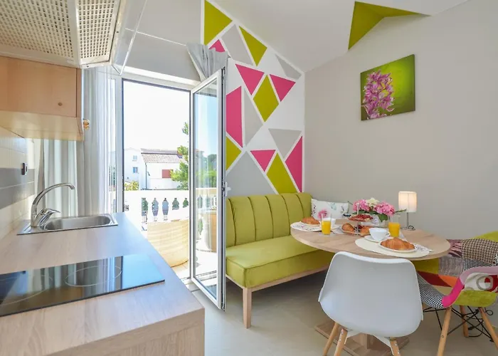 Valdor By Interhome Vakantiehuis Sovlje