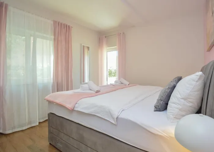 Vakantiehuis Valdor By Interhome Sovlje