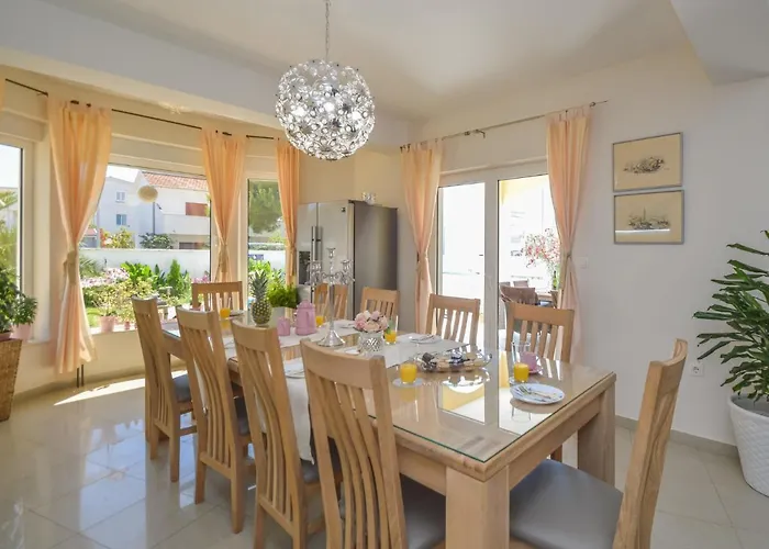 Vakantiehuis Valdor By Interhome *